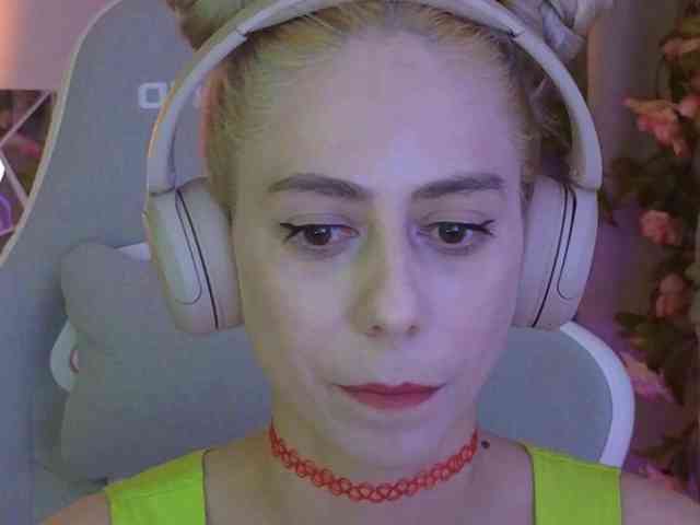ballerina_capuchina webcam