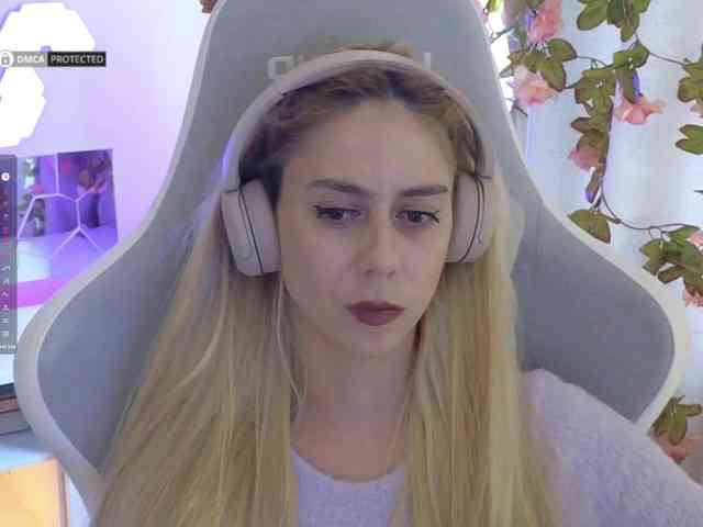 ballerina_capuchina webcam