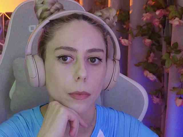 ballerina_capuchina webcam
