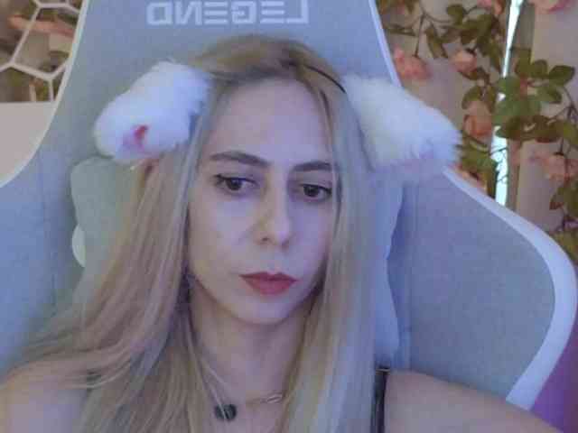ballerina_capuchina webcam