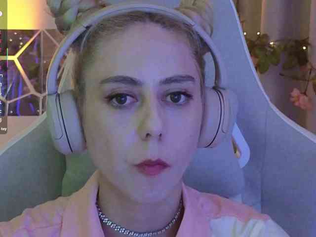 ballerina_capuchina webcam