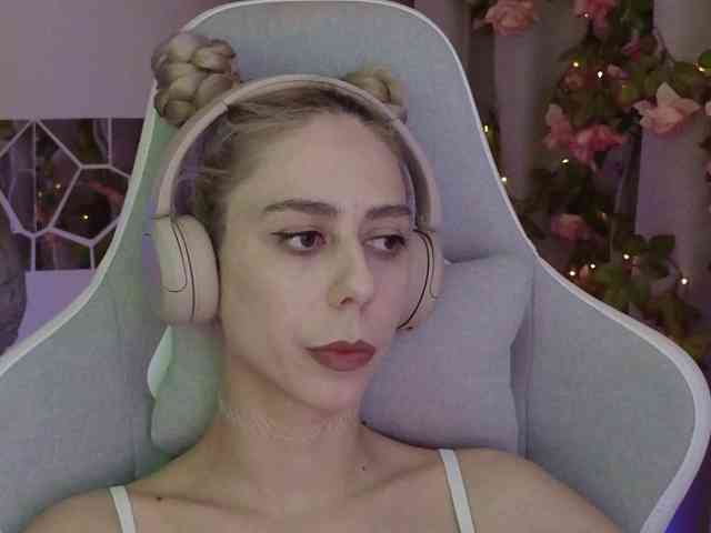 ballerina_capuchina webcam