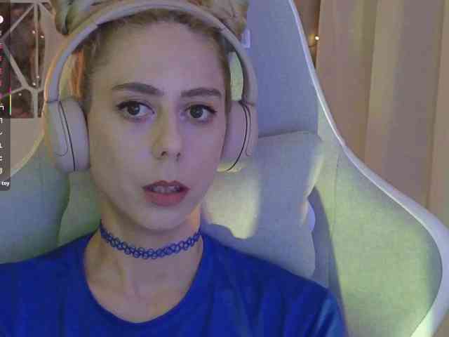 ballerina_capuchina webcam