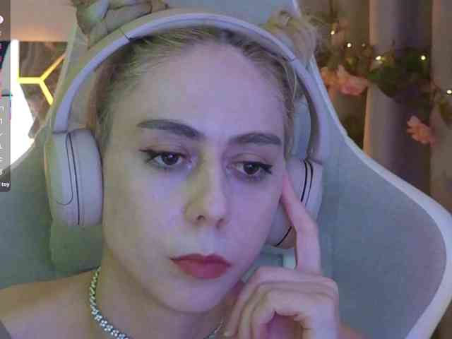 ballerina_capuchina webcam