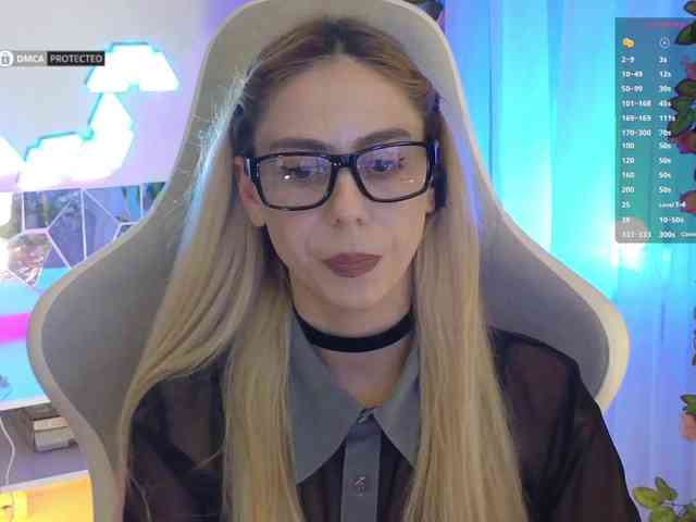 -Light-Fury- Live Webcam on BongaCams