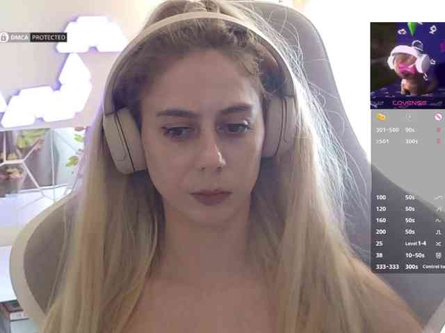 Danil__Kolbasenko webcam