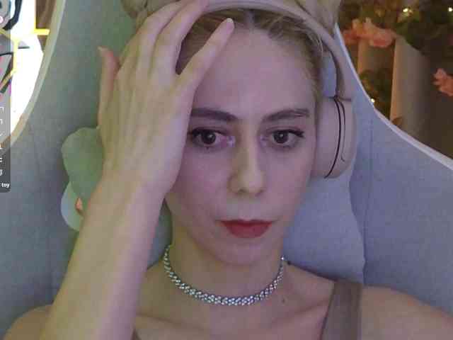 ballerina_capuchina webcam