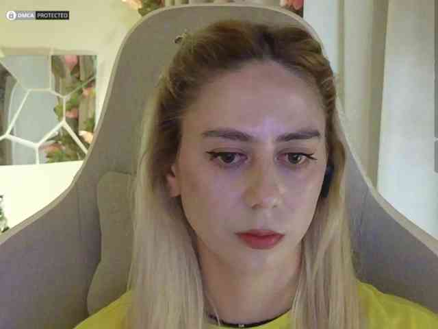 ballerina_capuchina webcam