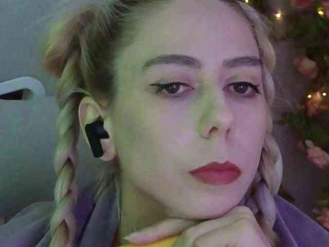 ballerina_capuchina webcam