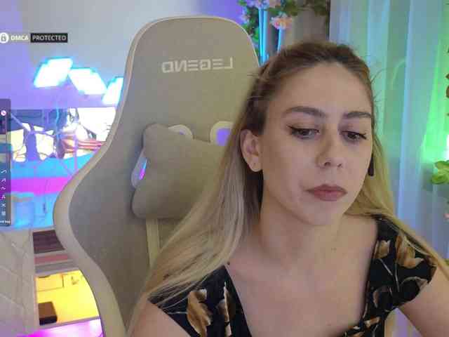 ballerina_capuchina webcam