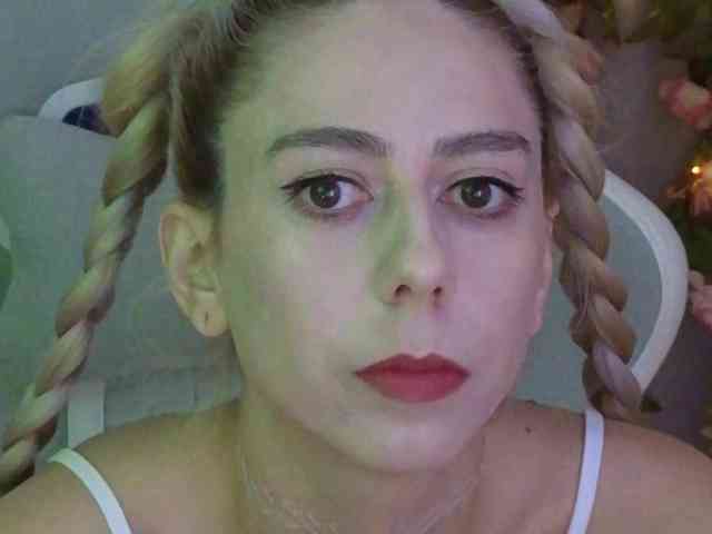 ballerina_capuchina webcam
