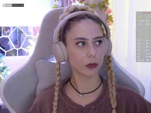 -Light-Fury- Live Webcam on BongaCams