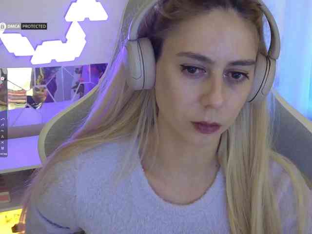 ballerina_capuchina webcam