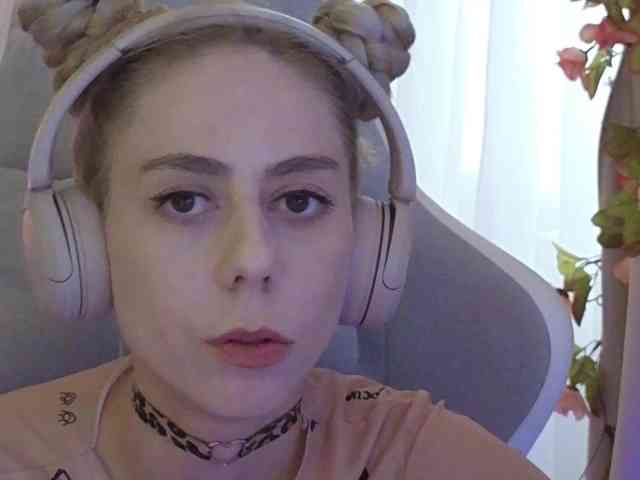 ballerina_capuchina webcam