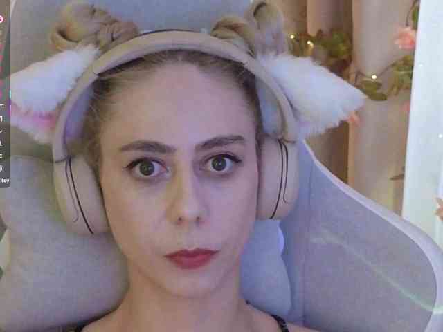 ballerina_capuchina webcam