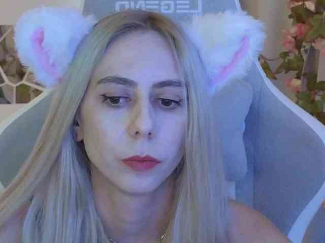ballerina_capuchina webcam