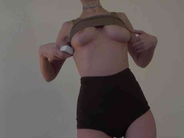 ballerina_capuchina webcam