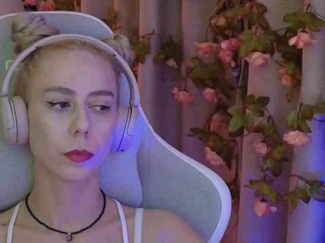 ballerina_capuchina webcam