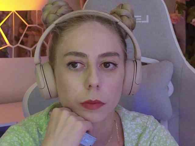 ballerina_capuchina webcam