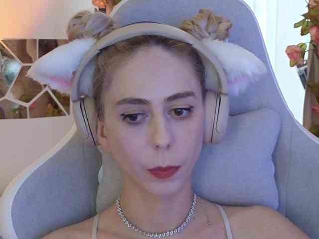 ballerina_capuchina webcam