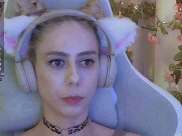 ballerina_capuchina webcam