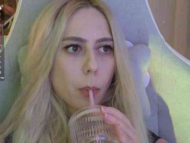 ballerina_capuchina webcam