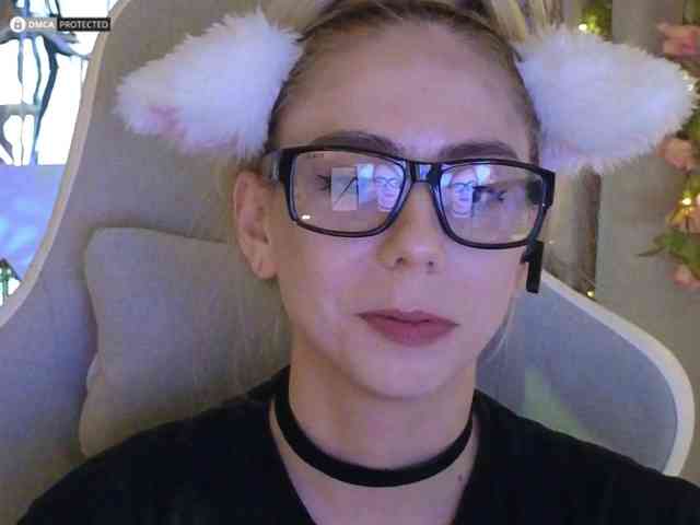 ballerina_capuchina webcam