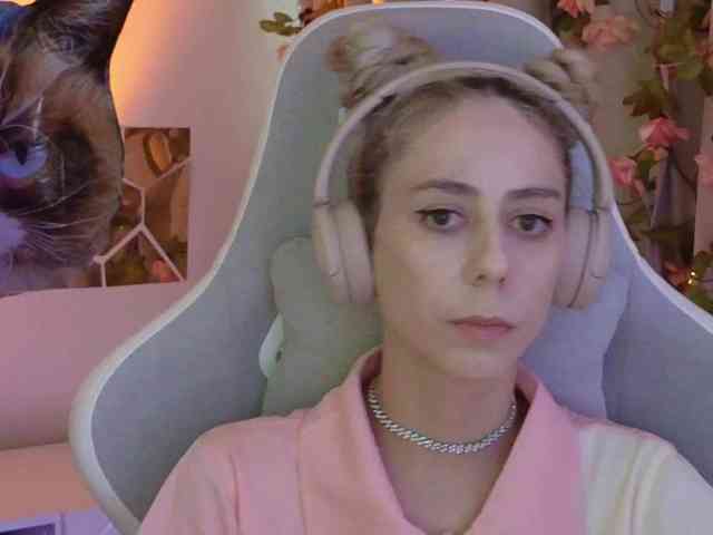 ballerina_capuchina webcam