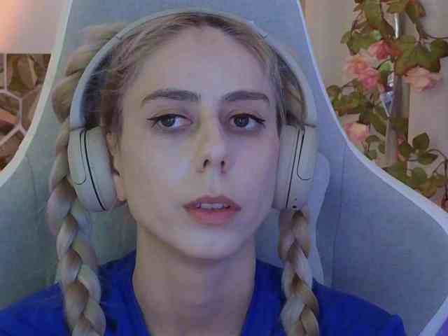 ballerina_capuchina webcam