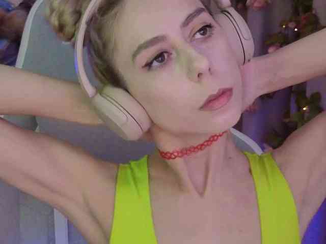 ballerina_capuchina webcam