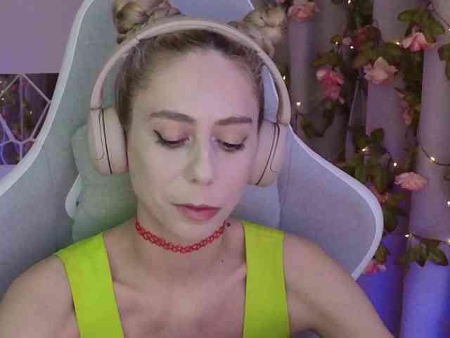 ballerina_capuchina webcam