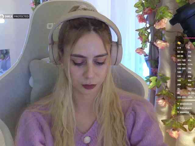 ballerina_capuchina webcam