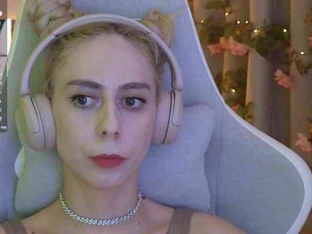 ballerina_capuchina webcam