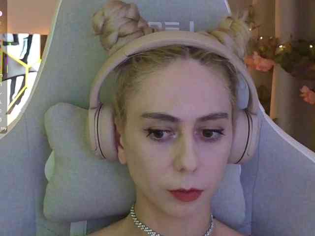 ballerina_capuchina webcam