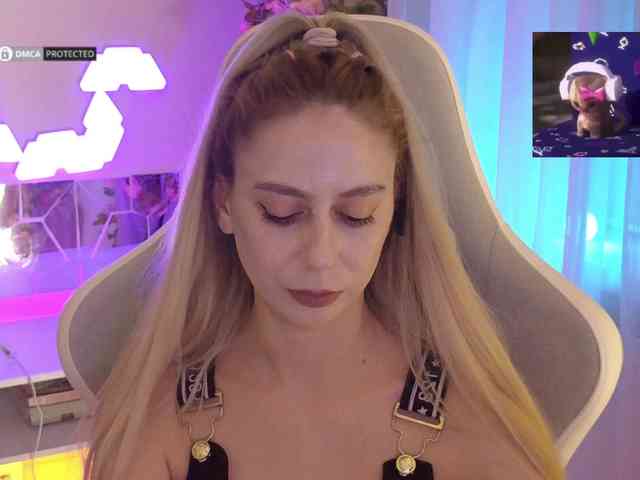 Danil__Kolbasenko webcam