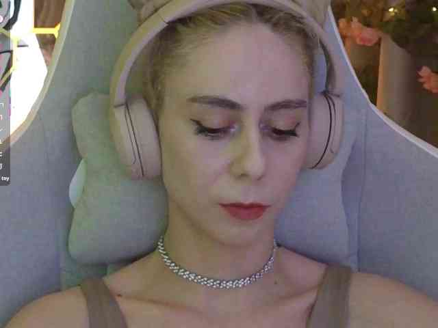 ballerina_capuchina webcam