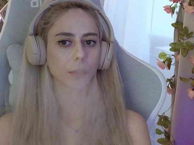 ballerina_capuchina webcam