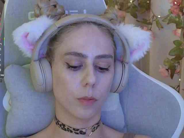 ballerina_capuchina webcam