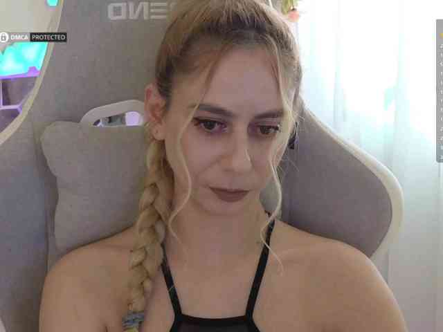 Danil__Kolbasenko webcam