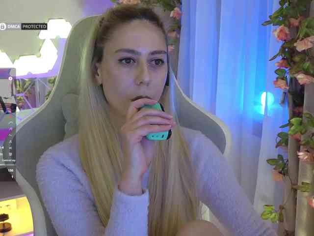 ballerina_capuchina webcam