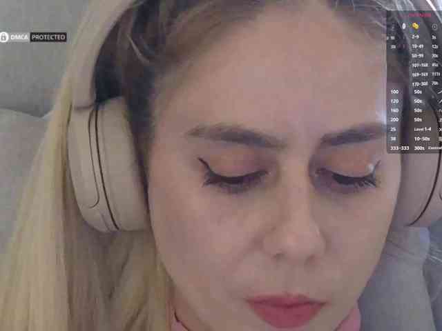 Danil__Kolbasenko webcam