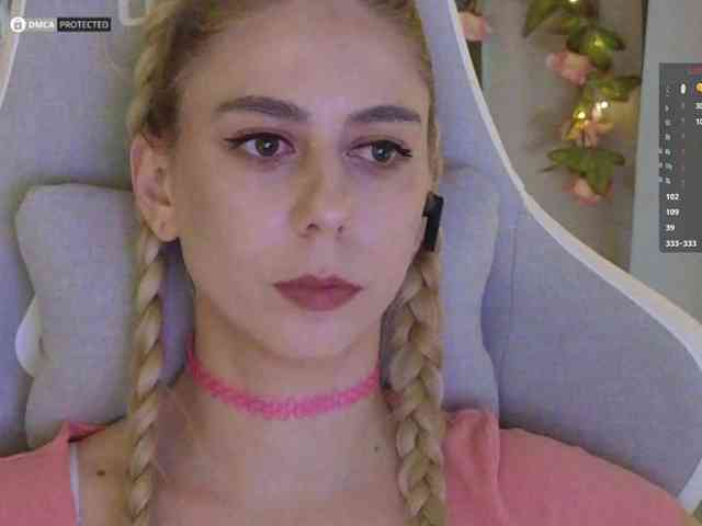 ballerina_capuchina webcam