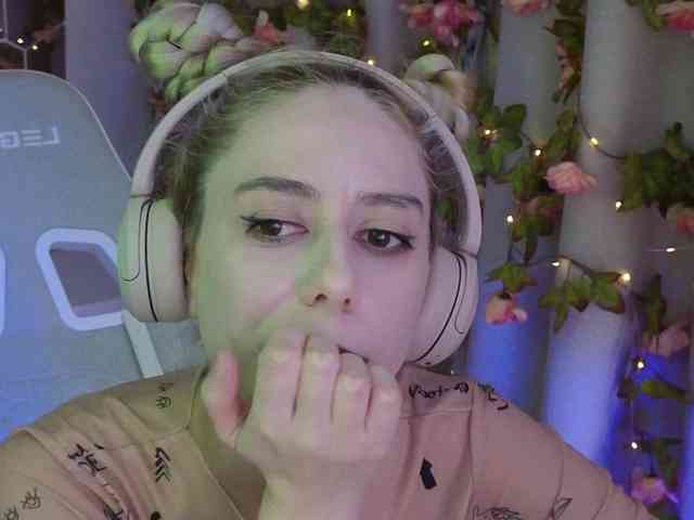 ballerina_capuchina webcam