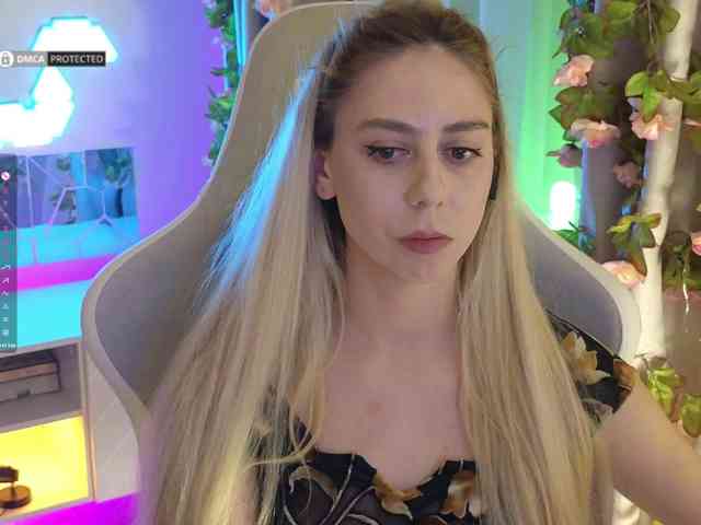 ballerina_capuchina webcam