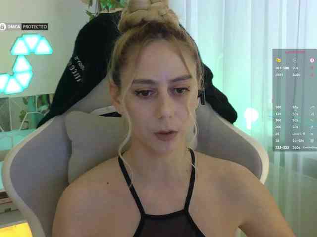 Danil__Kolbasenko webcam