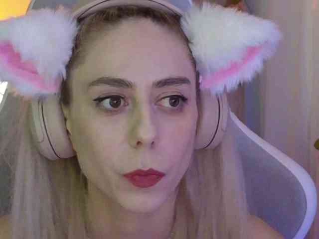 ballerina_capuchina webcam