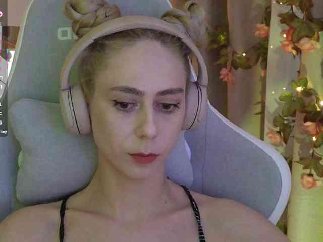 ballerina_capuchina webcam