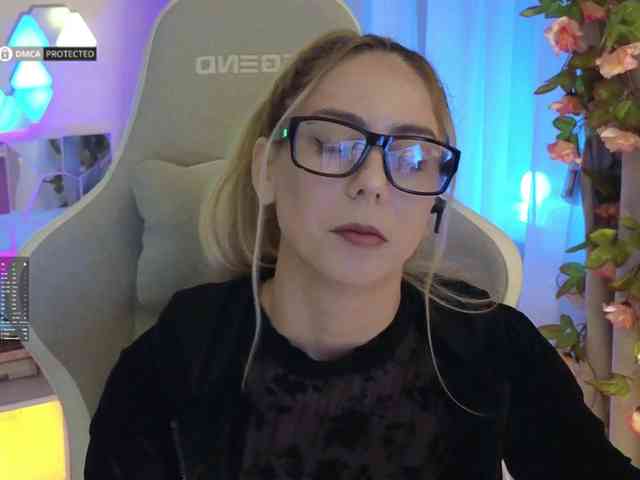 ballerina_capuchina webcam