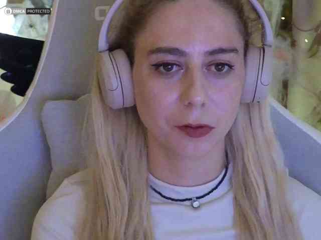 ballerina_capuchina webcam