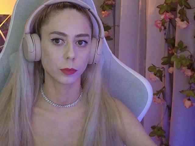 ballerina_capuchina webcam